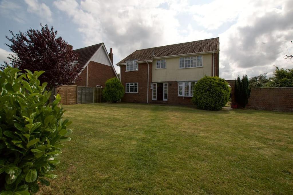 Spacious 5 Bed In The Countryside, Close To Frinton-On-Sea Kirby Cross Ngoại thất bức ảnh